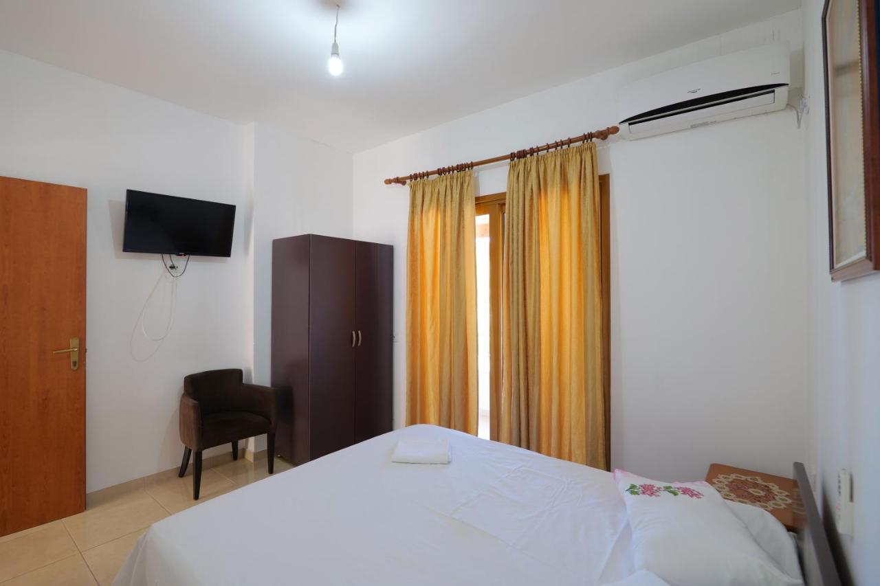 Arijons Apartments Sarandë Dış mekan fotoğraf